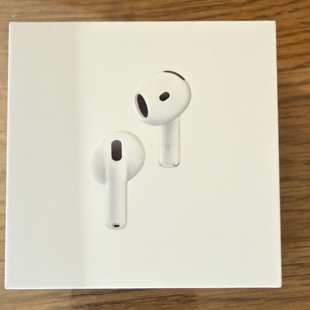 Apple AirPods Pro in White